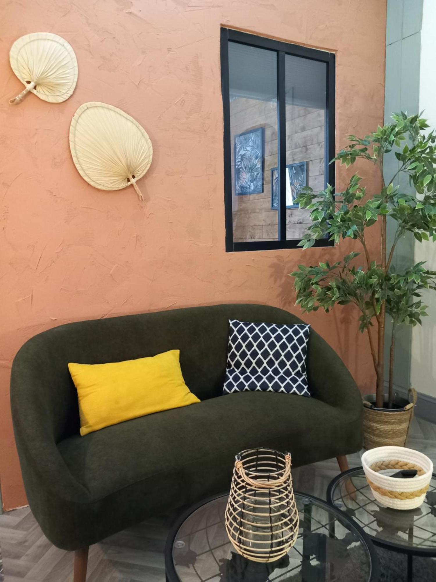 Les Loges Du Theatre Degustation Champagne Offerte Jacuzzi Sauna Jeux Velos Maison Prive 150M2 Historique 14Pers Max Emplacement Exceptionnel Et Chic, 200M De L'Avenue De Champagne, Gare, Musee, Jardins, Restaurations, Toutes Commodites Épernay Exterior foto
